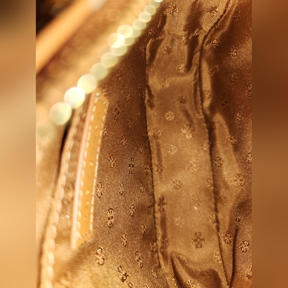 COPY - Tory Burch Crossbody - Picture 2 of 11